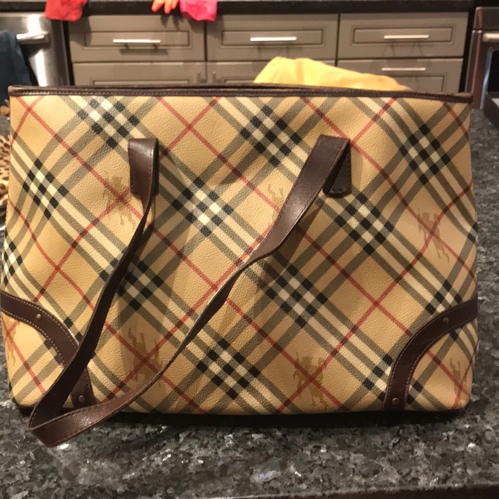 Big Burberry tote